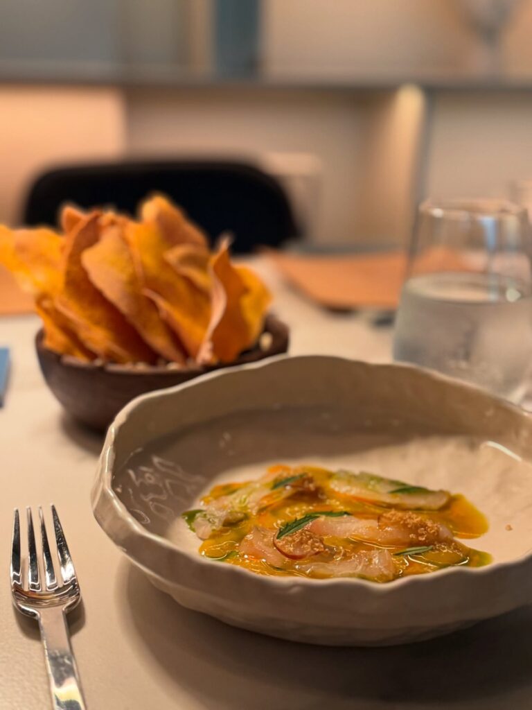 Dining Room4 768x1024