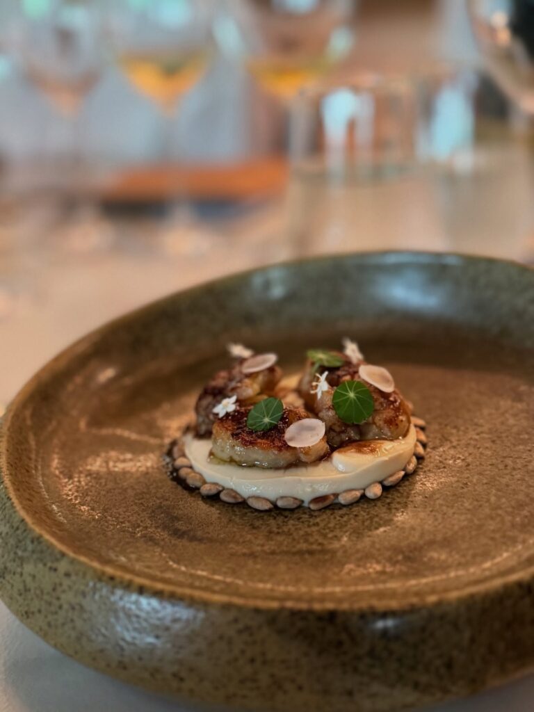 Dining Room5 768x1024