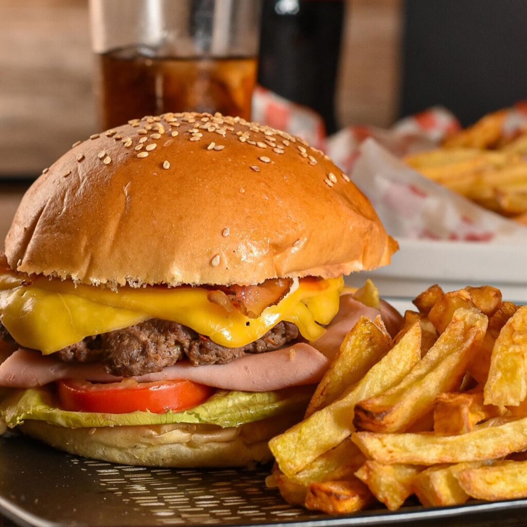 Pizzeria 007 5 1024x1024